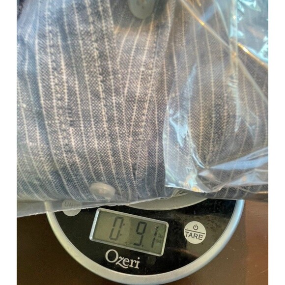 Everlane Relaxed Fit Linen Button Down Shirt Women's Size 6 blue Stripe Classic - Picture 12 of 12